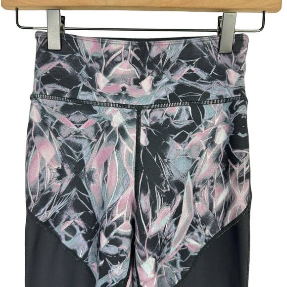 Sweaty Betty | XXS Reversible Mesh Panel Yoga Leggings - Picture 3 of 8